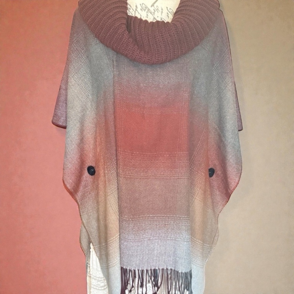 FRAAS Women’s Plaid Poncho Turtleneck Ruana Wrap Gray Red M